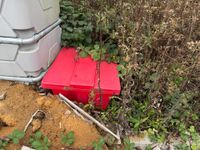 Cuve à gasoil (750 Litres) avec bac à sable en PVC rouge (00… (photo 3)