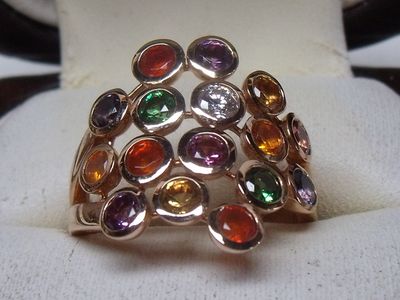 Bague en or rose 18K, sertie d’un diamant de taille moderne …