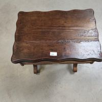 Table travailleuse reposant sur deux pieds reliés par une en… (photo 3)