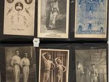 plusieurs vieilles photographies en noir et blanc représentant un homme et une femme