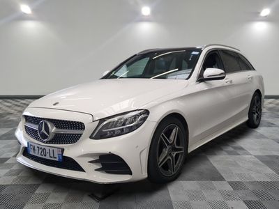 une Mercedes Classe C blanche break break break break break break break break break break break break break break break break break break break break break break break break break break break break break break break break