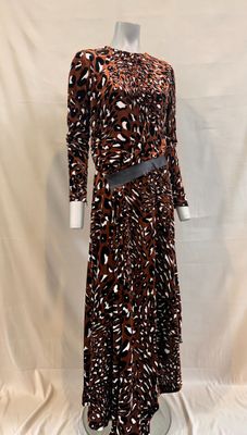 an image of a woman ' s dress on a mannequin stand