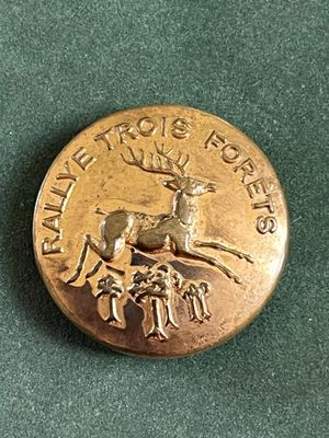 une pièce d'or sur laquelle est représenté un cerf