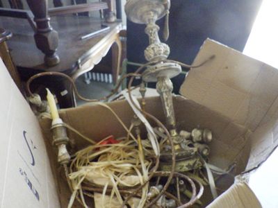 a box full of wires and wires in a room