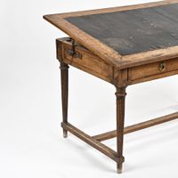 Table à dessin elle ouvre par deux tiroirs en ceinture pieds… (photo 2)