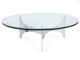 une image d'une table en verre avec une base en métal et un plateau en verre