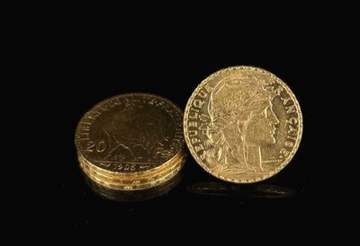 FRANCE - MARIANNE. Réunion de quatre pièces de 20 francs or.