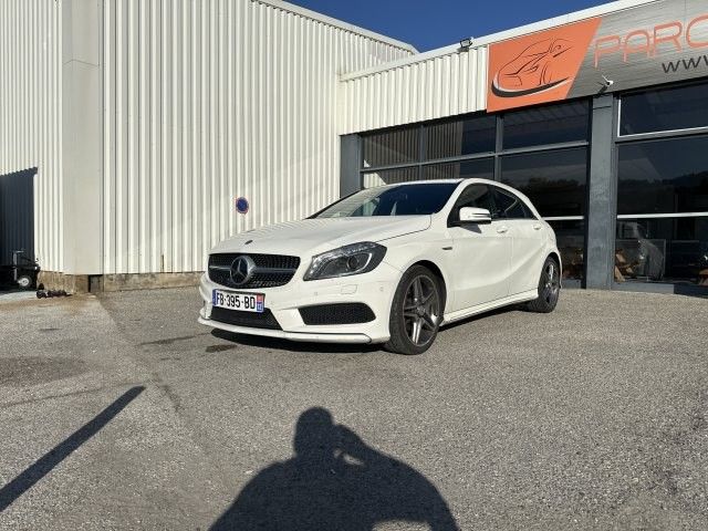 MERCEDES-BENZ CLASSE A 180 INSPIRATION - MEC: 27/04/2015 - K…