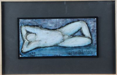 tableau représentant une femme nue allongée sur le ventre, dans un cadre noir