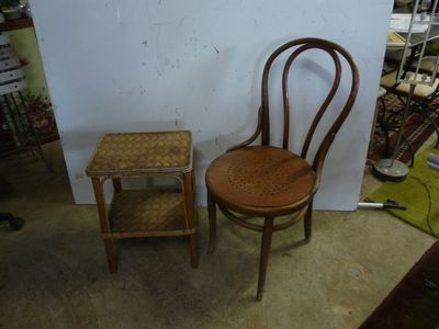 two chairs and a table in a room