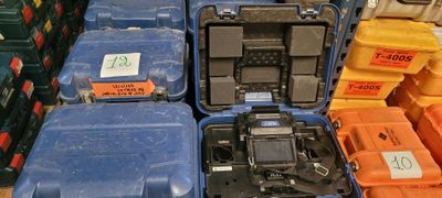 de nombreux types d'équipements électroniques différents, dans ce cas précis