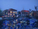 tableau représentant des bateaux dans un port la nuit, avec des bâtiments en arrière-plan