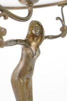 Lampe en bronze à décor de femme nue et jupe feuillage (photo 3)
