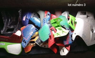 caches latéraux diverses marques divers modèles + fla…