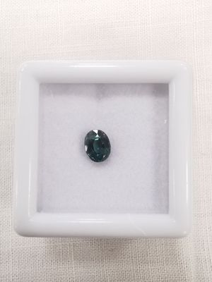 SAPHIR bluish green Tanzanie ovale 5,7 x 4,5 0,72ctct