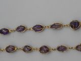 collier de perles de verre violettes avec fermoir plaqué or