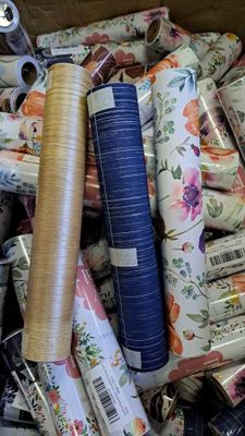 249 / 1 palette de 131 kg de rouleaux de films adhésif… - Photo 1