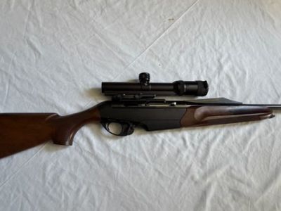 Carabine BENELLI modèle Argo, Cal 300 WN, crosse demi pistol…