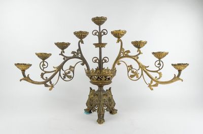 chandelier en laiton à cinq branches, orné de cinq fleurs à chaque extrémité