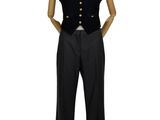 un mannequin vêtu d'un gilet noir et d'un pantalon noir
