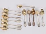 a lot of spoons and spoon spoons on the table