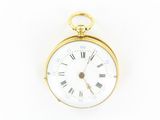 Montre de poche avec chiffres romains et chiffres romains sur le cadran