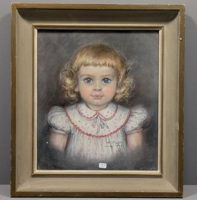 tableau représentant une petite fille en robe blanche à col rouge
