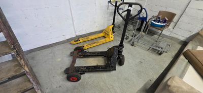 two pallets that are sitting in the garage