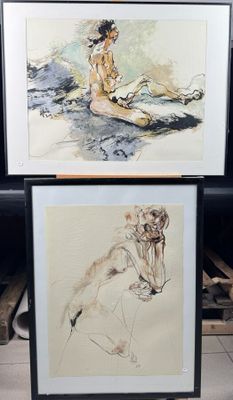 two pictures of a woman sitting on the ground