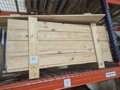 Caisse de transport en bois Lot vendu en l'état, sans garant…