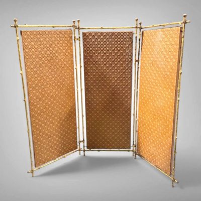 an image of a three panel bamboo screen with a woven design