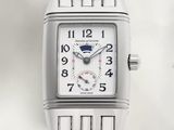une image d'une montre en gros plan sur fond blanc