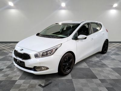 KIA - CEE'D 1.6 GDI 135 CH ACTIVE - ES - Mise en service: 09…