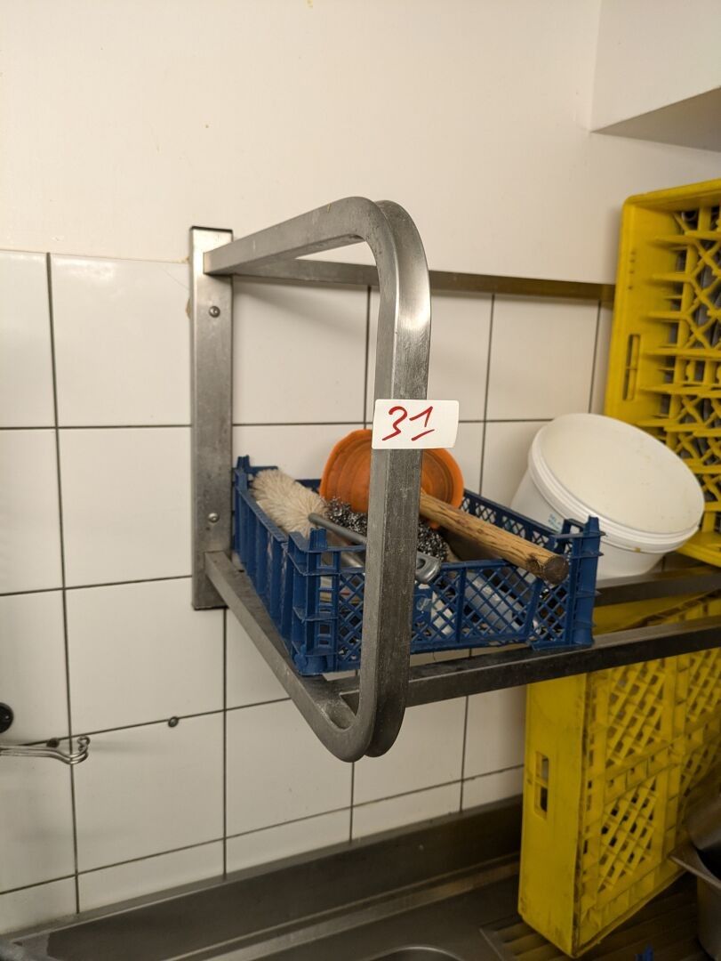 Support de caissons de lavage mural