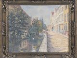 une peinture à l'huile représentant une scène de rue avec des bâtiments et une personne marchant dans la rue
