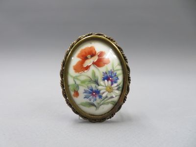 Broche médaillon fantaisie, centrée d'une porcelaine de Limoges, décor - Photo 1