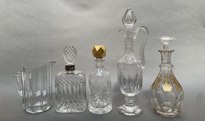 a lot of glass items that are sitting on a table