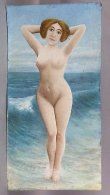 tableau représentant une femme nue debout sur la plage, les mains derrière la tête