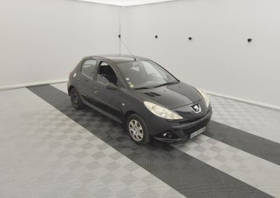 PEUGEOT 206 + 1.4 HDI70 TRENDY 5P. Pour obtenir le contrôle …