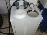 a machine that is sitting on top of a counter