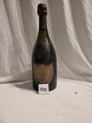 1 bouteille CHAMPAGNE DOM PERIGNON 1964 MOËT ET CHANDON.