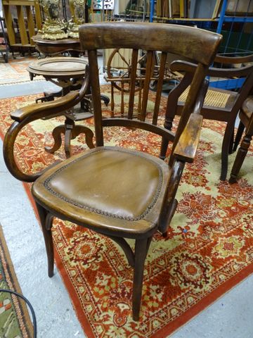 Fauteuil bois courbe vers 1900 