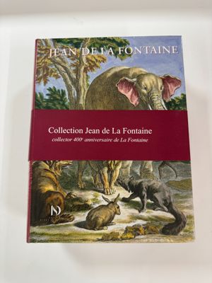 the cover of the book collection jean de la fontainee is shown