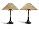 paire de lampes de table noires et dorées avec abat-jours