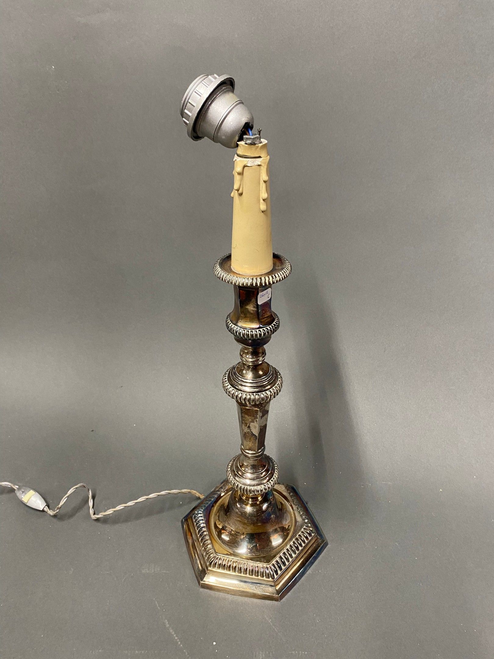 Objets d'art & Curiosités