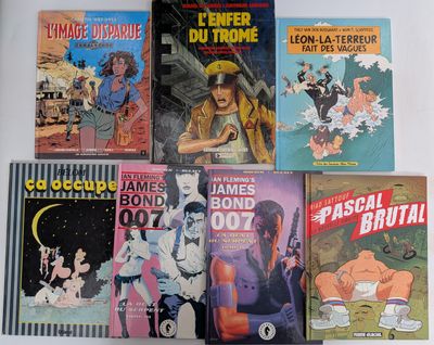 un grand nombre de livres posés sur une table