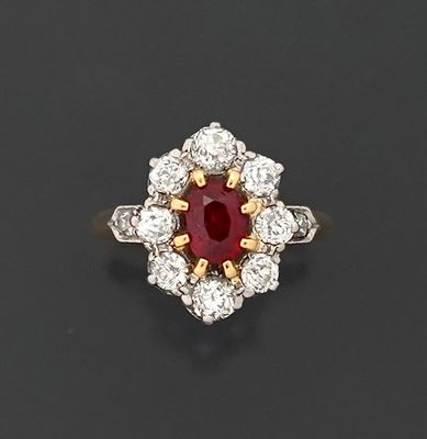 NON-VENU Bague marguerite en or jaune 18K 750 millièmes, orn…