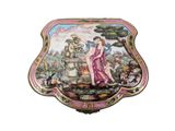 a picture of a decorative box with a painting on it