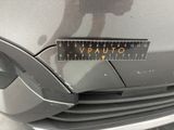 a sticker on the front of a car that says vpauto