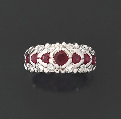 Bague bandeau en or gris 18K 750 millièmes ornée d'une ligne…